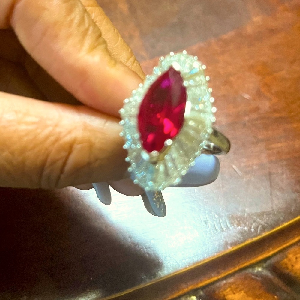 Dynamic Cocktail Ring!!Real Diamonds